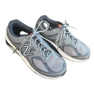 New Balance Women’s Gray Athletic Shoes size 11